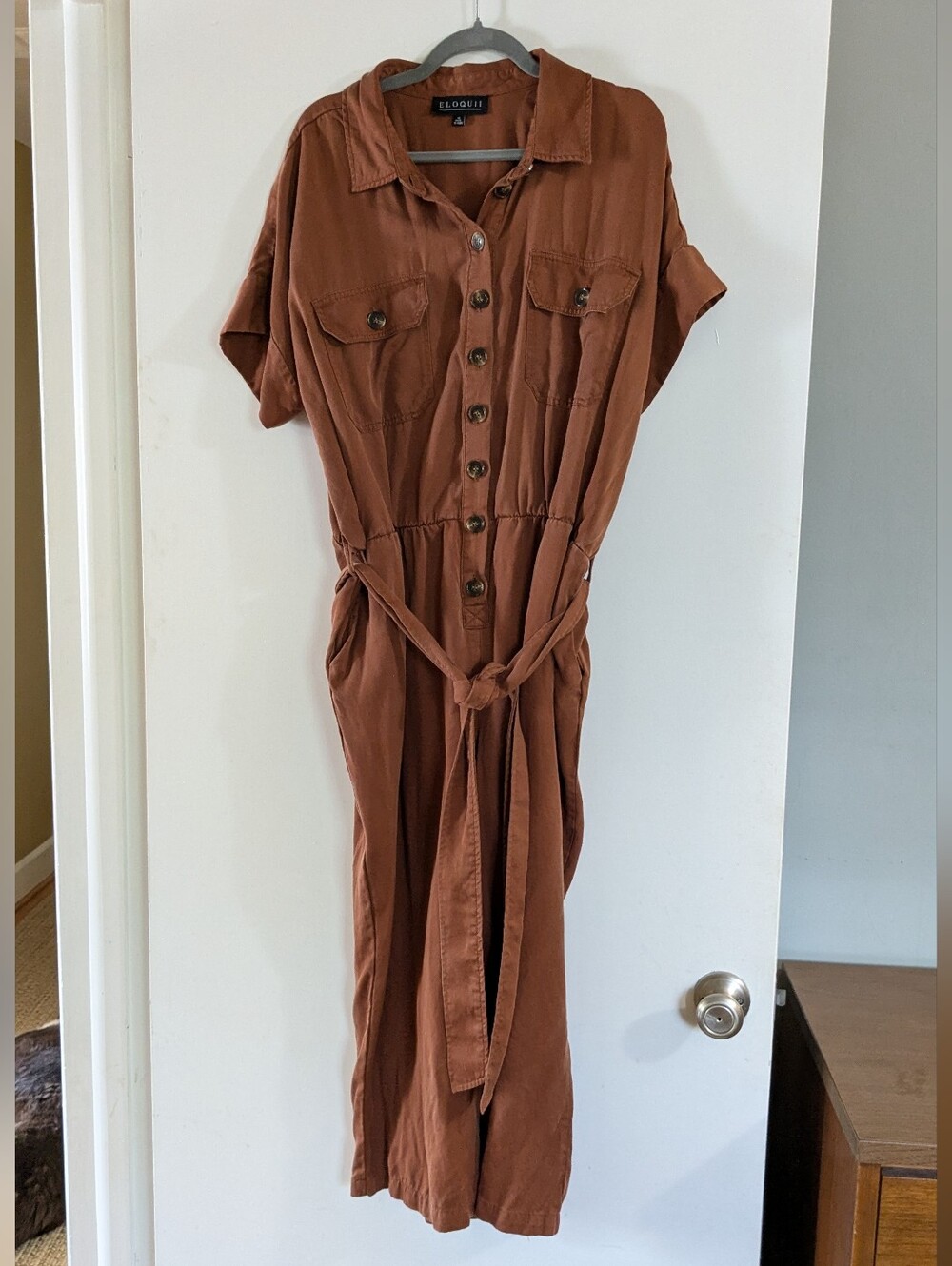 Eloquio Jumpsuit Button down